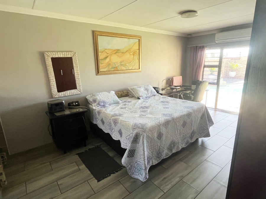 2 Bedroom Property for Sale in Naudeville Free State